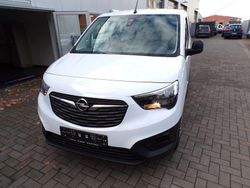 Weiß Gebraucht 2023 Opel Combo Life Van / Kleinbus | 17.980 € (Superpreis)
