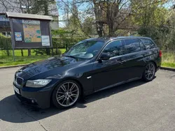 Schwarz Gebraucht 2011 BMW 320 Sport Line Kombi | 8.699 € (Teuer)