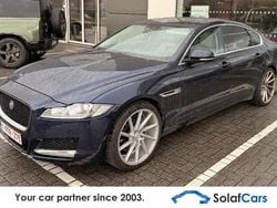 Blau Gebraucht 2017 Jaguar XF Prestige Limousine | 12.600 € (Superpreis)