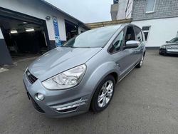 Hypersilber metallic Gebraucht 2014 Ford S-MAX Business Edition Van / Kleinbus | 9.850 € (Etwas zu teuer)