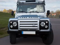Silber Gebraucht 1998 Land Rover Defender SUV | 27.000 €