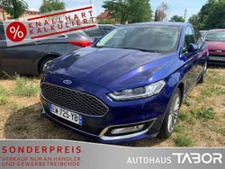 Indicblau metallic Gebraucht 2018 Ford Mondeo Vignale Limousine | 7.385 €