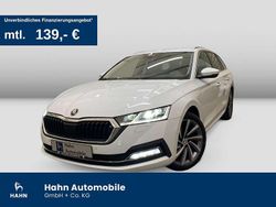 Moonweiss metallic Gebraucht 2022 Skoda Octavia Style Kombi | 20.890 € (Fairer Preis)