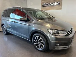 Grau Gebraucht 2019 VW Touran Join Van / Kleinbus | 22.490 € (Fairer Preis)