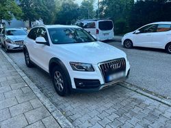 Weiß Gebraucht 2010 Audi Q5 Comfort SUV | 12.000 € (Etwas zu teuer)