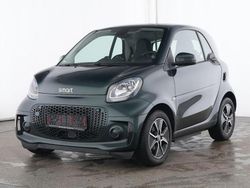 Grün Gebraucht 2023 Smart ForTwo Electric Drive Premium Coupé | 18.333 € (Teuer)