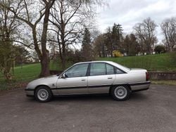 Beige Gebraucht 1992 Opel Omega Limousine | 12.700 €