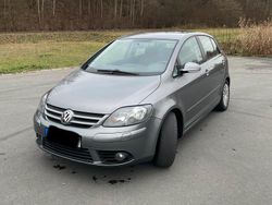 Grau Gebraucht 2006 VW Golf V Edition Limousine | 2.750 € (Fairer Preis)