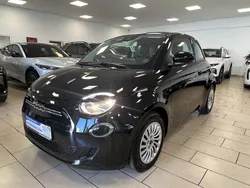 Schwarz Gebraucht 2022 Fiat 500e Action Limousine | 12.400 € (Superpreis)
