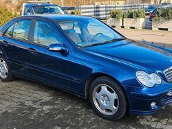 Blau Gebraucht 2006 Mercedes C180 Limousine | 2.700 € (Superpreis)