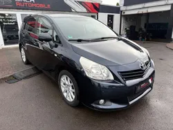 Gebraucht 2012 Toyota Verso Travel Van / Kleinbus | 9.490 € (Fairer Preis)