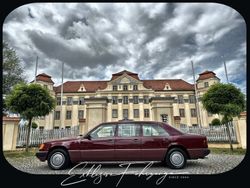 Barolorot (540u) Gebraucht 1990 Mercedes E250 Limousine | 34.900 €