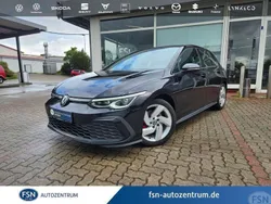 Deep black perleffekt Gebraucht 2022 VW Golf VIII Sound Limousine | 30.890 € (Guter Preis)