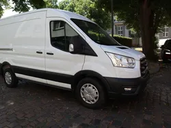 Weiß Gebraucht 2020 Ford Transit Trend Van / Kleinbus | 23.900 € (Superpreis)
