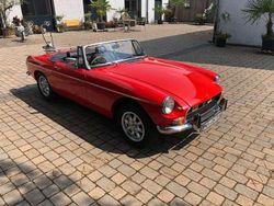 Rot Gebraucht 1971 MG B Cabrio | 11.111 €