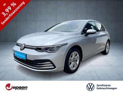 Silber Gebraucht 2022 VW Golf VIII Life Limousine | 19.770 € (Guter Preis)