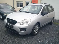 Silber Gebraucht 2008 Kia Carens LX Van / Kleinbus | 3.990 € (Fairer Preis)