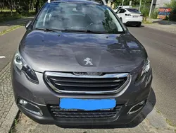 Grau Gebraucht 2016 Peugeot 2008 Allure SUV | 5.800 € (Guter Preis)