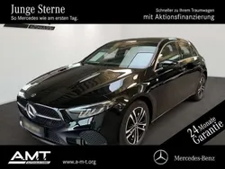 Lack kosmosschwarz Gebraucht 2023 Mercedes A200 Advanced Limousine | 29.990 € (Etwas zu teuer)