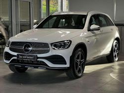 Weiß Gebraucht 2020 Mercedes GLC300e AMG line SUV | 37.630 € (Fairer Preis)