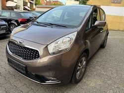 Braun Gebraucht 2015 Kia Venga DREAM-TEAM Edition Kleinwagen | 7.998 € (Fairer Preis)