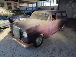 Rot Gebraucht 1960 Mercedes 190 Kombi | 15.990 €