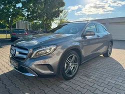 Grau Gebraucht 2015 Mercedes GLA200 SUV | 15.890 € (Fairer Preis)
