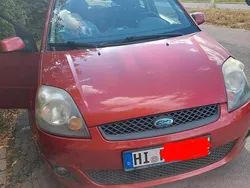 Rot Gebraucht 2008 Ford Fiesta Kleinwagen | 1.400 €