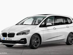 Weiß Gebraucht 2022 BMW 220 Gran Tourer Sport Line Van / Kleinbus | 27.990 € (Etwas zu teuer)