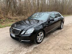 Schwarz Gebraucht 2010 Mercedes E350 Limousine | 11.111 € (Fairer Preis)