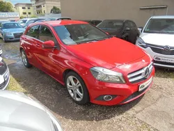 Rot Gebraucht 2015 Mercedes A180 Limousine | 8.999 € (Superpreis)