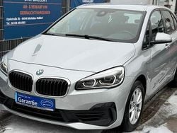 Silber Gebraucht 2019 BMW 218 Advantage Kombi | 17.990 € (Fairer Preis)