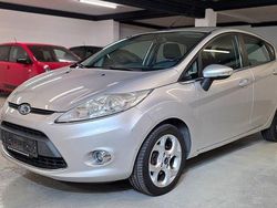 Silber Gebraucht 2009 Ford Fiesta Titanium Kleinwagen | 4.299 € (Fairer Preis)