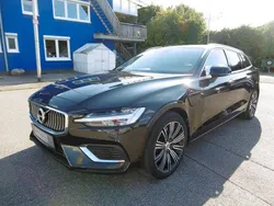Schwarz Gebraucht 2021 Volvo V60 Kombi | 18.455 € (Fairer Preis)