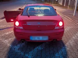 Rot Gebraucht 2006 Hyundai Coupé GLS Coupé | 5.349 € (Teuer)