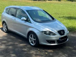 Silber Gebraucht 2008 Seat Altea XL Van / Kleinbus | 4.900 € (Fairer Preis)