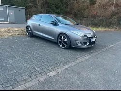 Grau Gebraucht 2012 Renault Mégane Coupé Coupé | 5.300 €