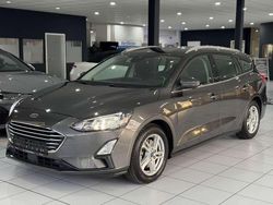 Grau Gebraucht 2021 Ford Focus Kombi | 13.490 € (Guter Preis)
