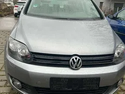 Grau Gebraucht 2010 VW Golf Plus Cross Trendline Van / Kleinbus | 6.000 € (Etwas zu teuer)