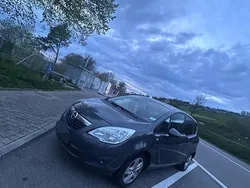 Grau Gebraucht 2011 Opel Meriva Van / Kleinbus | 3.200 € (Fairer Preis)