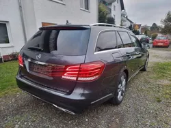Grau Gebraucht 2015 Mercedes E350 Limousine | 15.999 € (Fairer Preis)