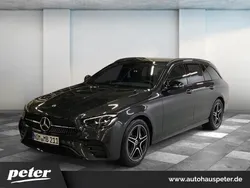 Grau Gebraucht 2022 Mercedes E200 Kombi | 56.810 €