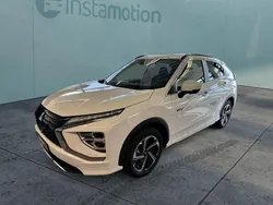 Weiß Gebraucht 2022 Mitsubishi Eclipse Cross SUV | 26.649 € (Fairer Preis)
