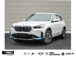 Alpinweiss iii Gebraucht 2023 BMW iX1 Shadowline SUV | 38.900 € (Fairer Preis)