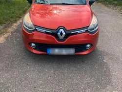 Rot Gebraucht 2014 Renault Clio IV Kleinwagen | 5.500 € (Fairer Preis)