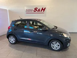 Grau Neu 2025 Hyundai i10 Comfort Kleinwagen | 16.990 € (Guter Preis)