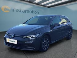 Grau Gebraucht 2022 VW Golf VIII Kleinwagen | 24.099 € (Guter Preis)