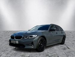 Grau metallic (metallic) Gebraucht 2022 BMW 320e Sport Line Kombi | 29.490 € (Guter Preis)