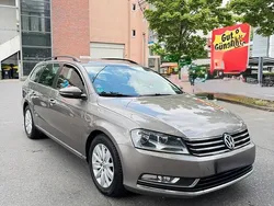Braun Gebraucht 2011 VW Passat Kombi | 4.600 € (Guter Preis)