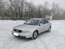 Silber Gebraucht 1999 Audi A4 Limousine | 3.000 € (Teuer)